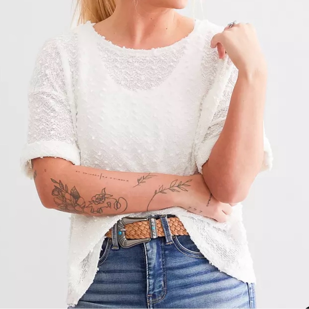 Daytrip White Oversized white sequin top